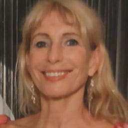 Iris Feyrer