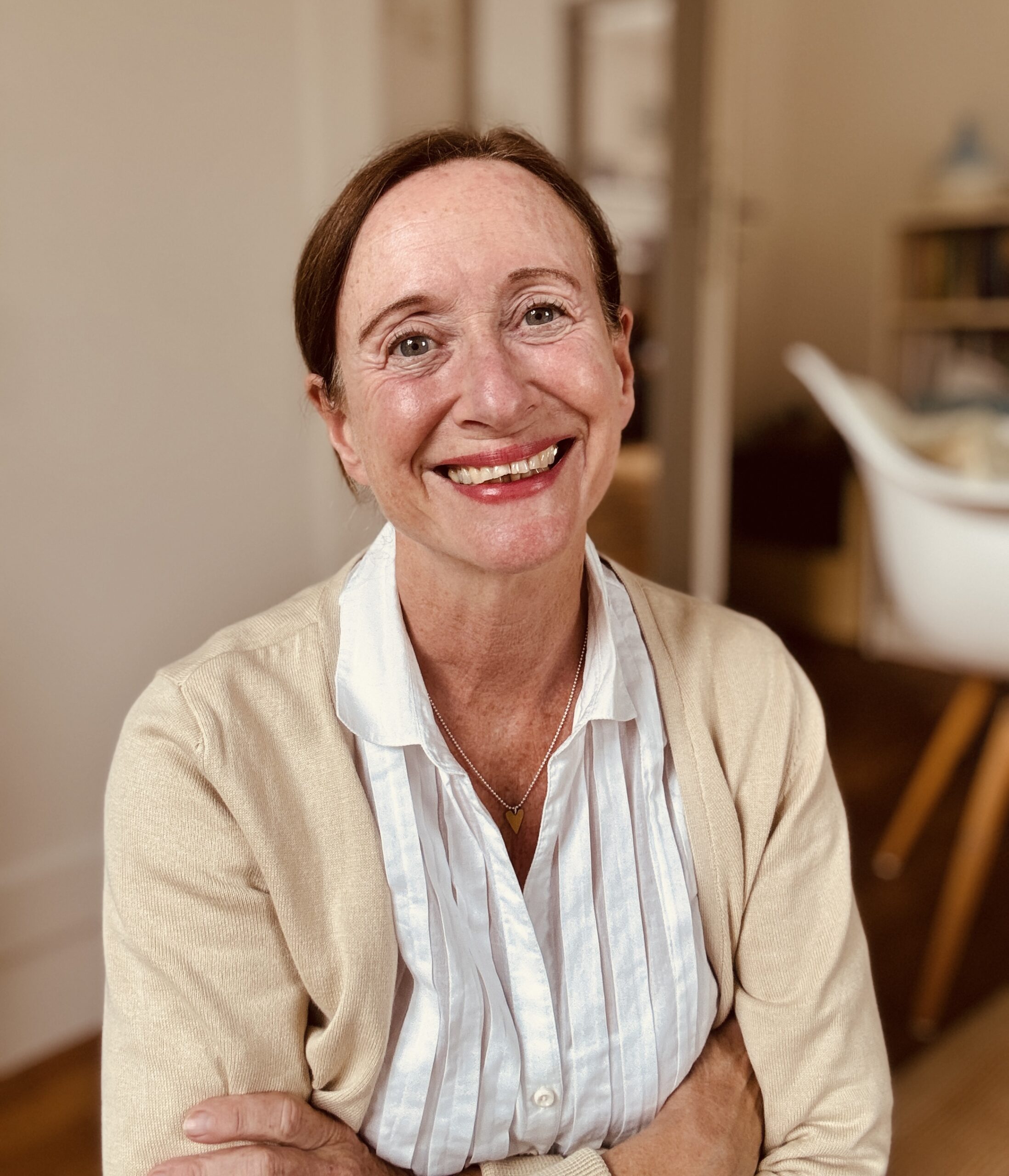 20250930_123052368_iOS 1 Portrait Alexandra Cordes-Guth